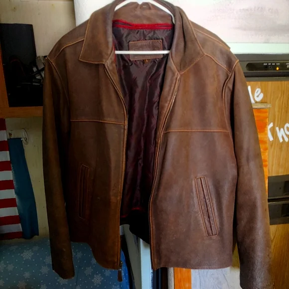 St. Johns Bay genuine leather jacket - Picture 1 of 9